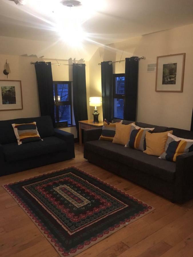Nanny Quinn'S Apartment Killucan 외부 사진